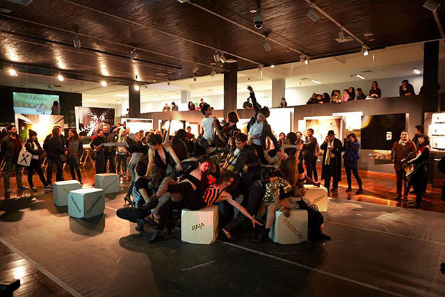 Performance compañía José Luis Vidal