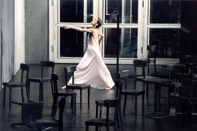 Pina Bausch - «Cafe Müller»